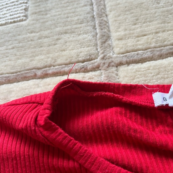 Red croptop - Picture 4 of 4